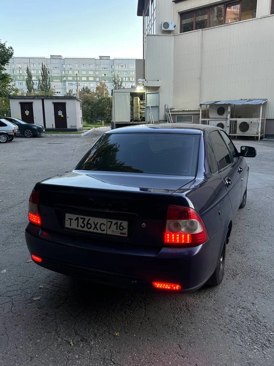 В продаже лада приора 2011 года с рабочим кондером