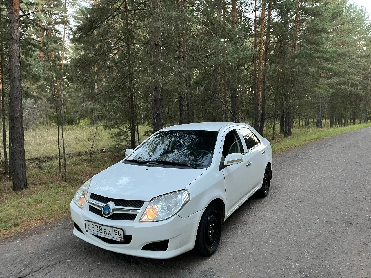 Продаётся Geely MK 2010 года выпуска