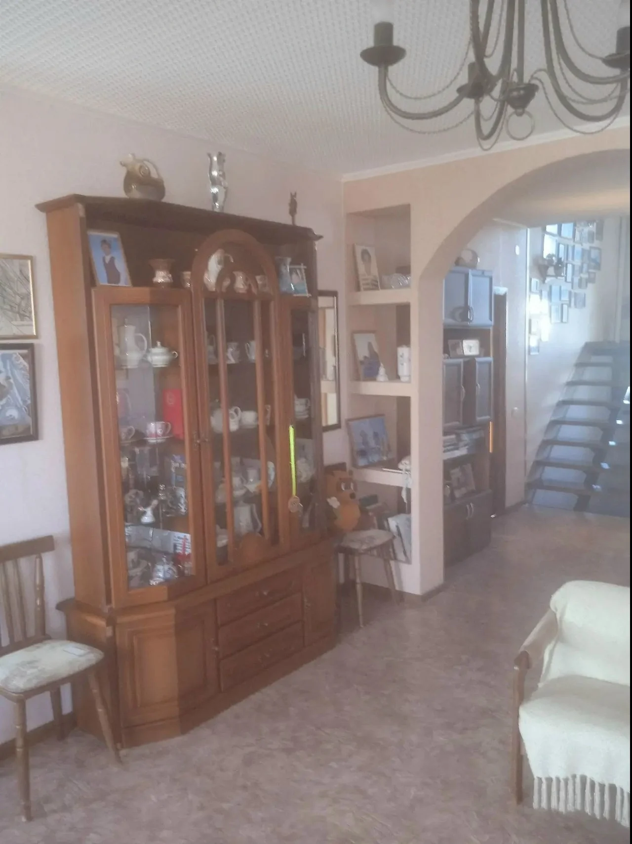 Продается просторный кирпичный дом площадью 180 м²
