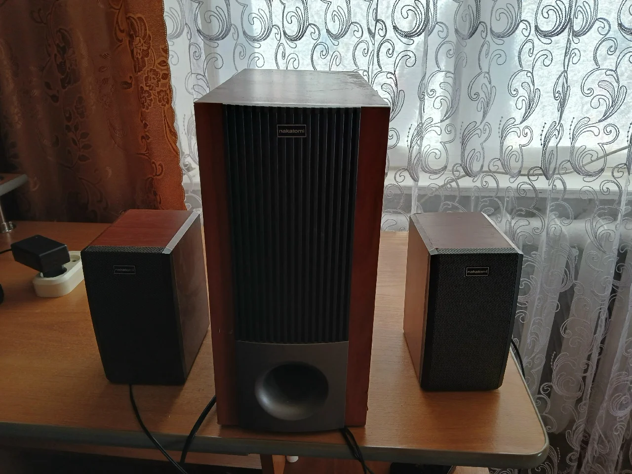 Продам акустику "Nakatomi"