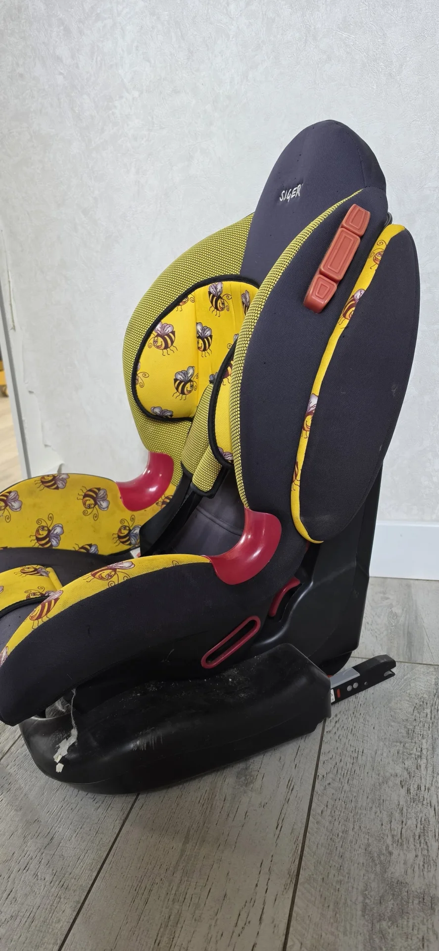 Продам детское автокресло