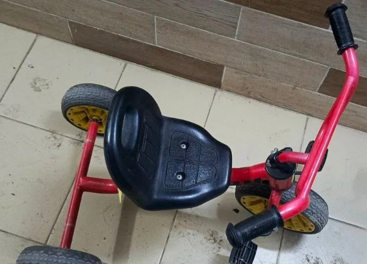 Продам трехколесный велосипед