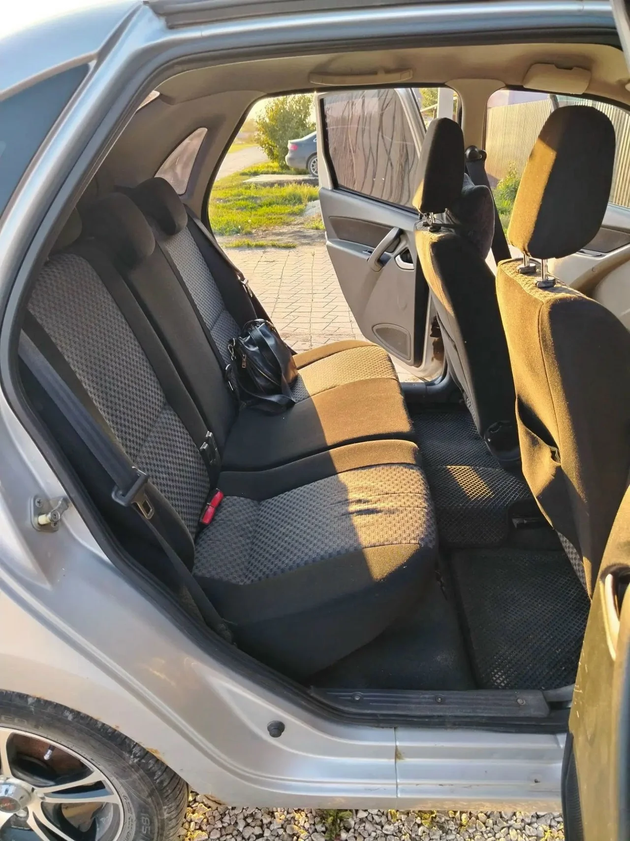Продам Авто Lada Granta 16кл.2013г комплектации люкс