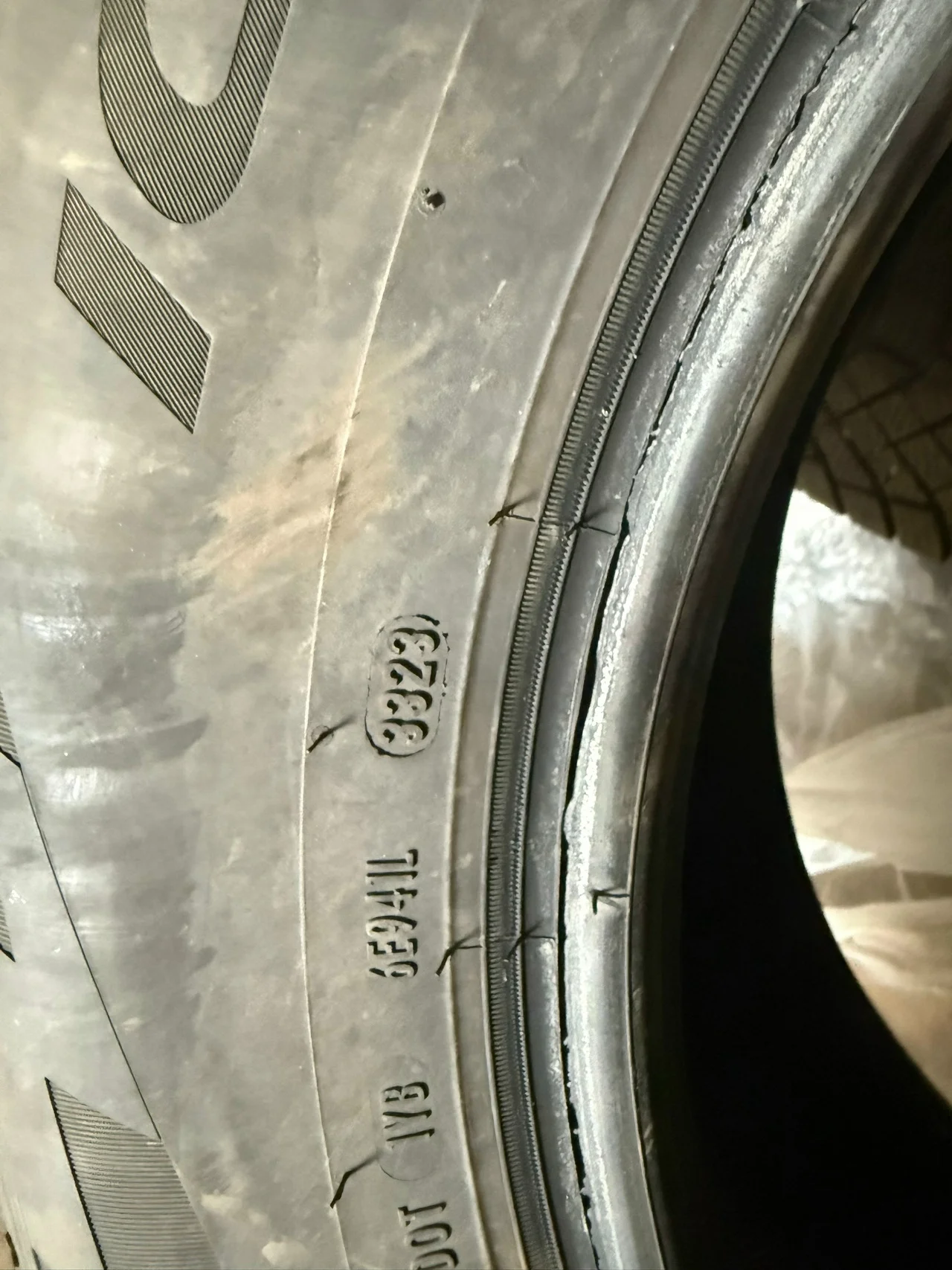 Продам резину Pirelli Ice Zero Friction 225/65 Р 17