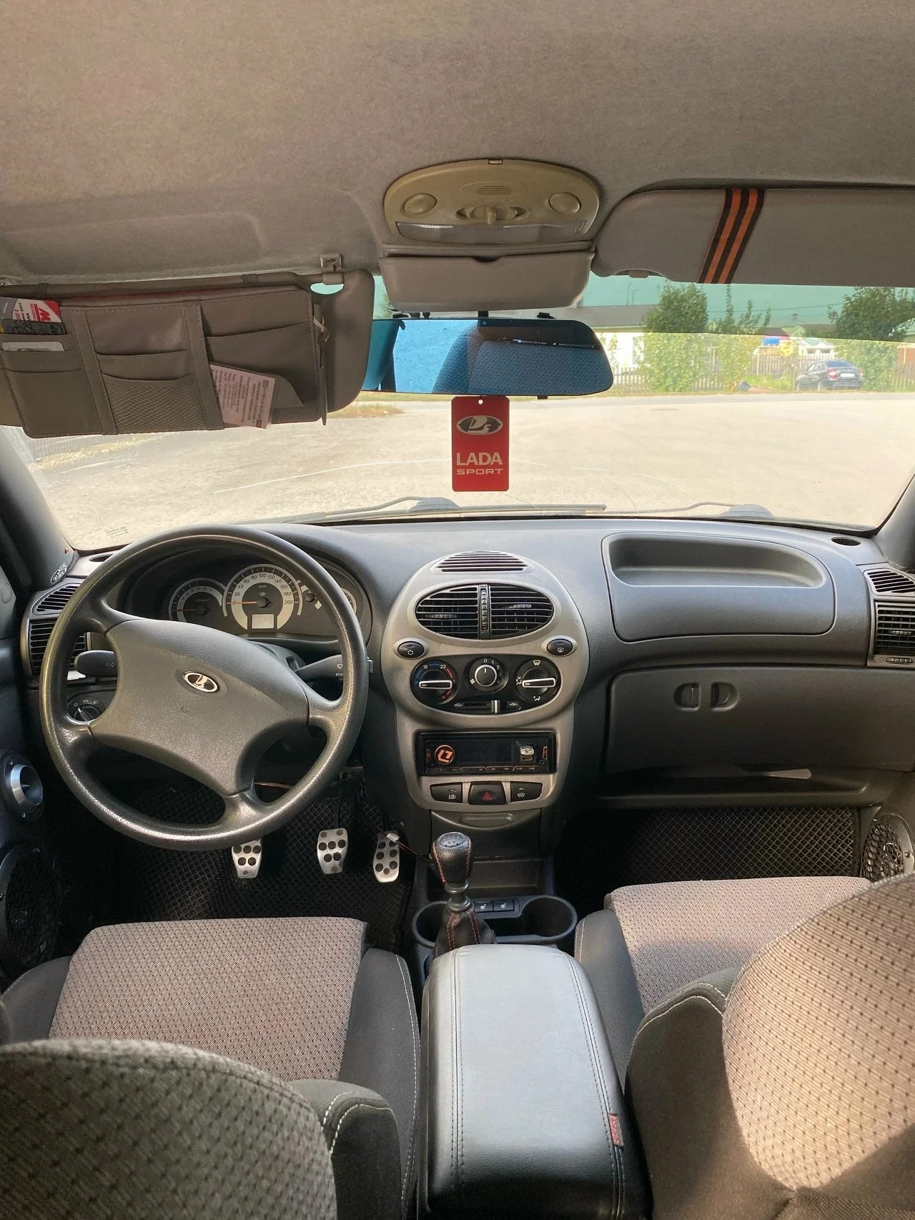 Продаю свой личный автомобиль в связи с покупкой другого
