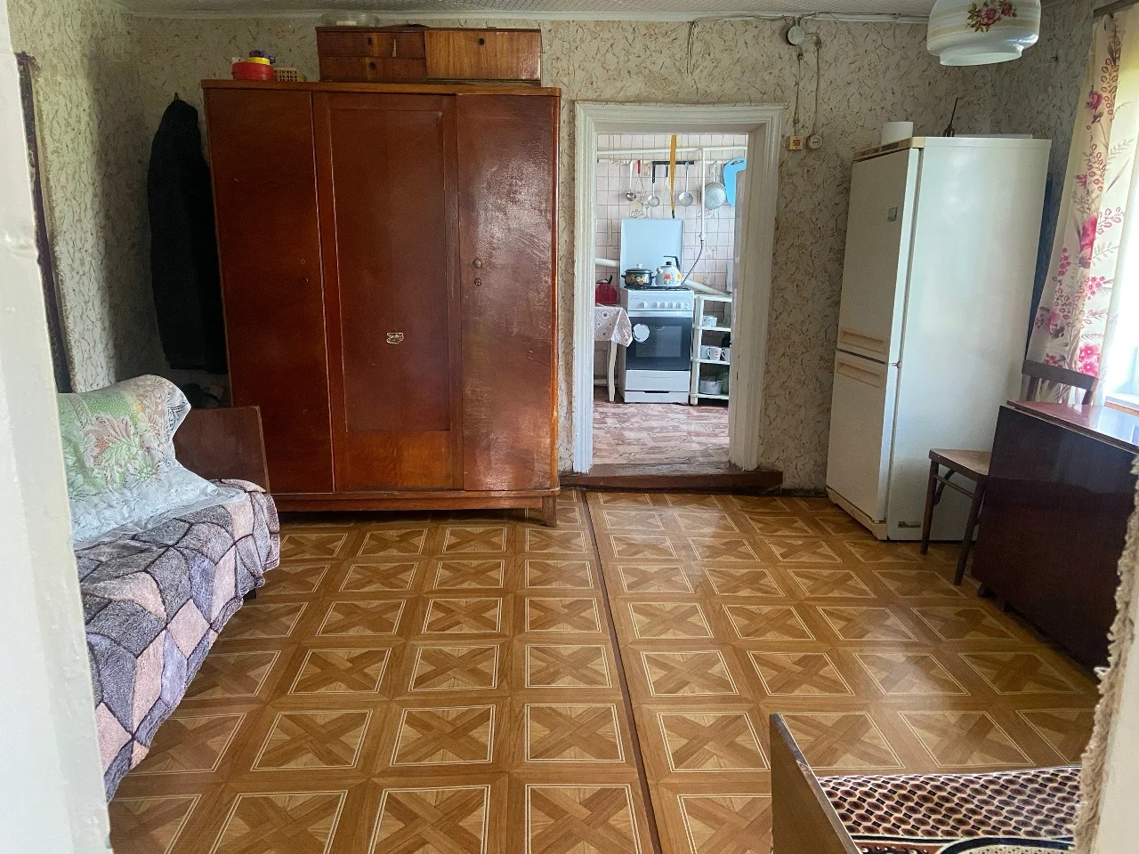 Продается дом с приусадебным участком