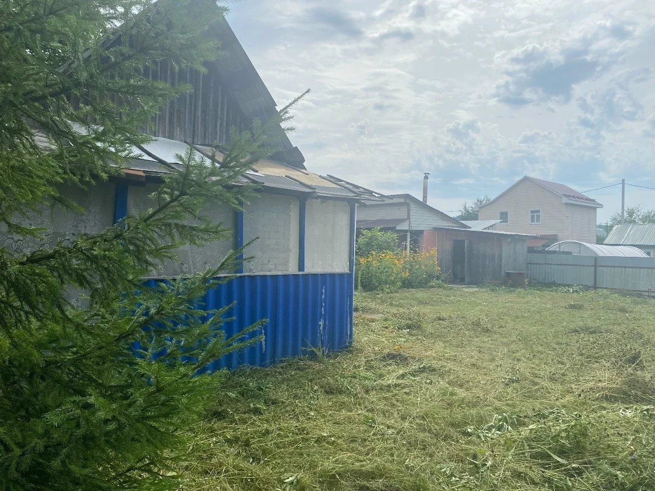 Продается дача, район В-3, на конечной дачной остановке