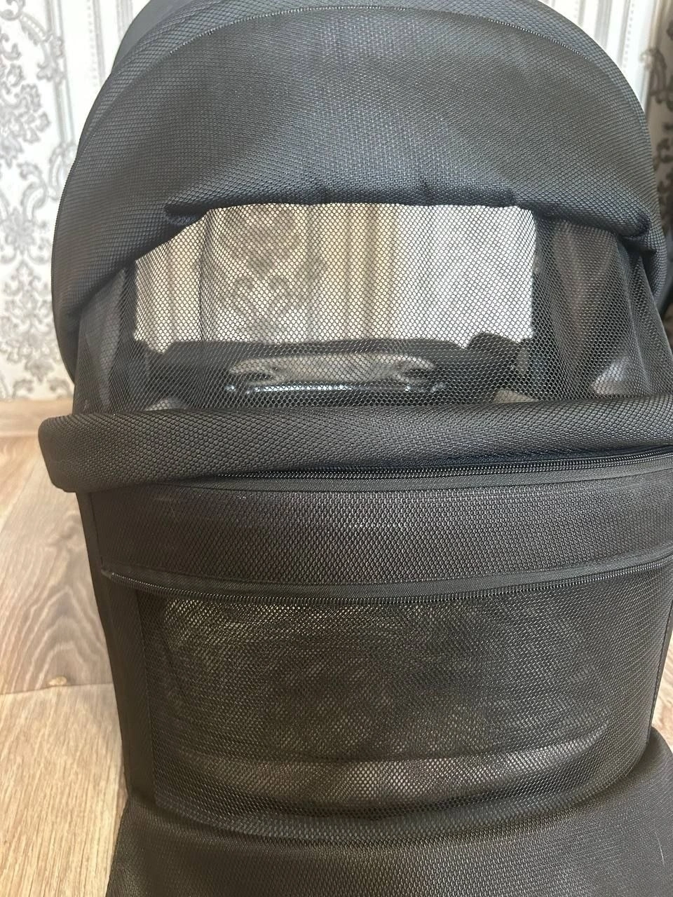 Продаю коляску 3 в 1